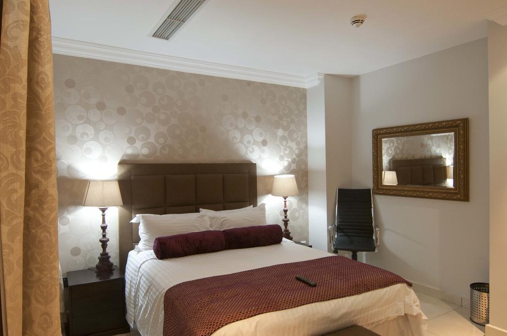 L'Eola Suites Abuja Zimmer foto