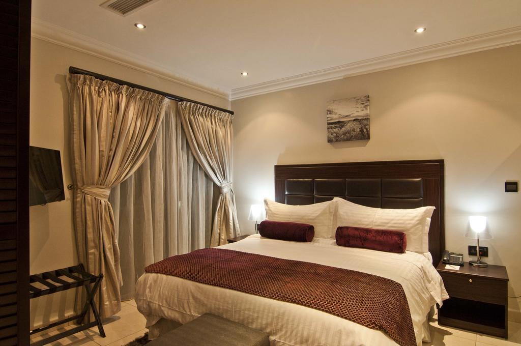L'Eola Suites Abuja Zimmer foto