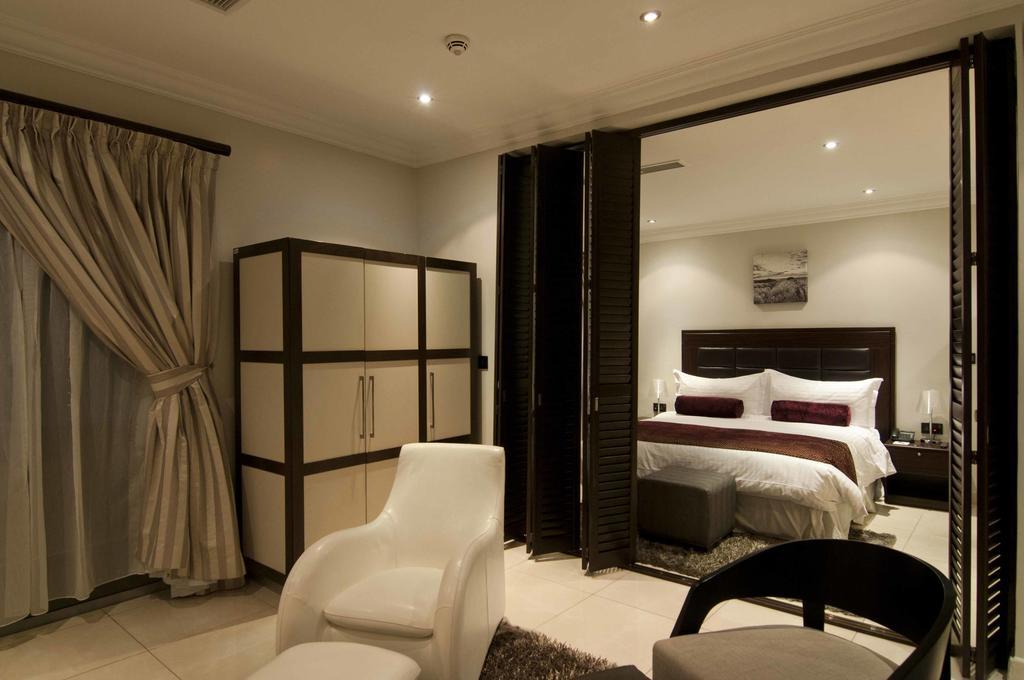 L'Eola Suites Abuja Zimmer foto
